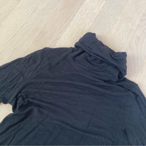 Black turtleneck - Picture 3 of 4